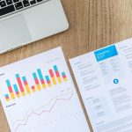 Faut-il mentir sur son CV ? Poids et conséquences d'un choix risqué