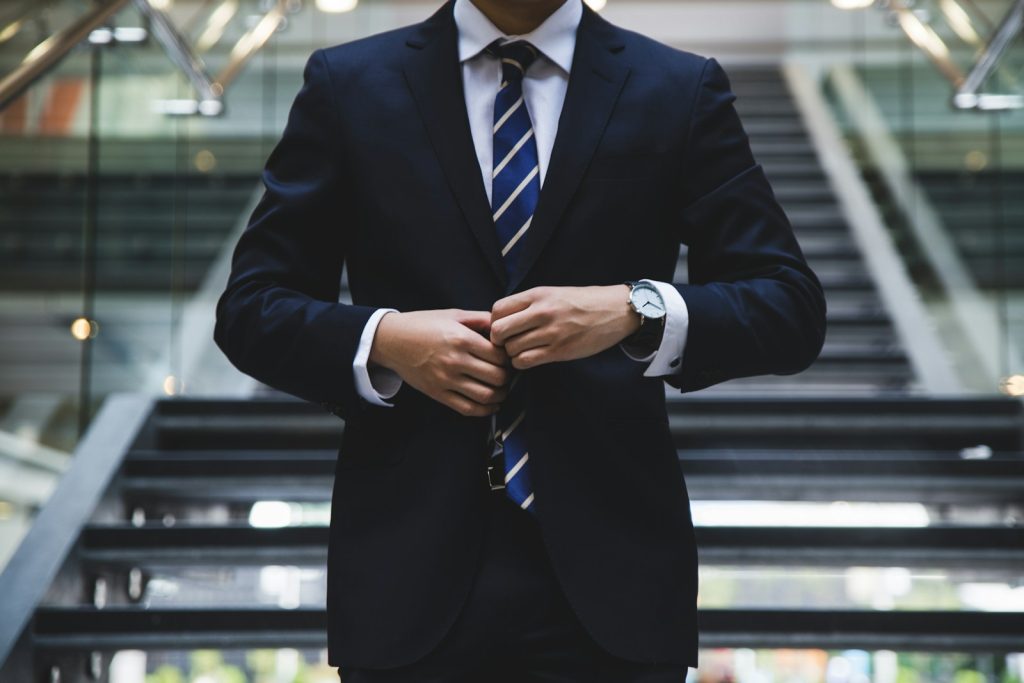 Comment s'habiller pour un entretien de recrutement : conseils pour faire bonne impression